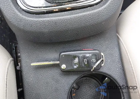 2017 Volkswagen Jetta 1.8T Sel/1.8T Sel Premium from USA, damaged, VIN 3VWL17AJ6HM313957